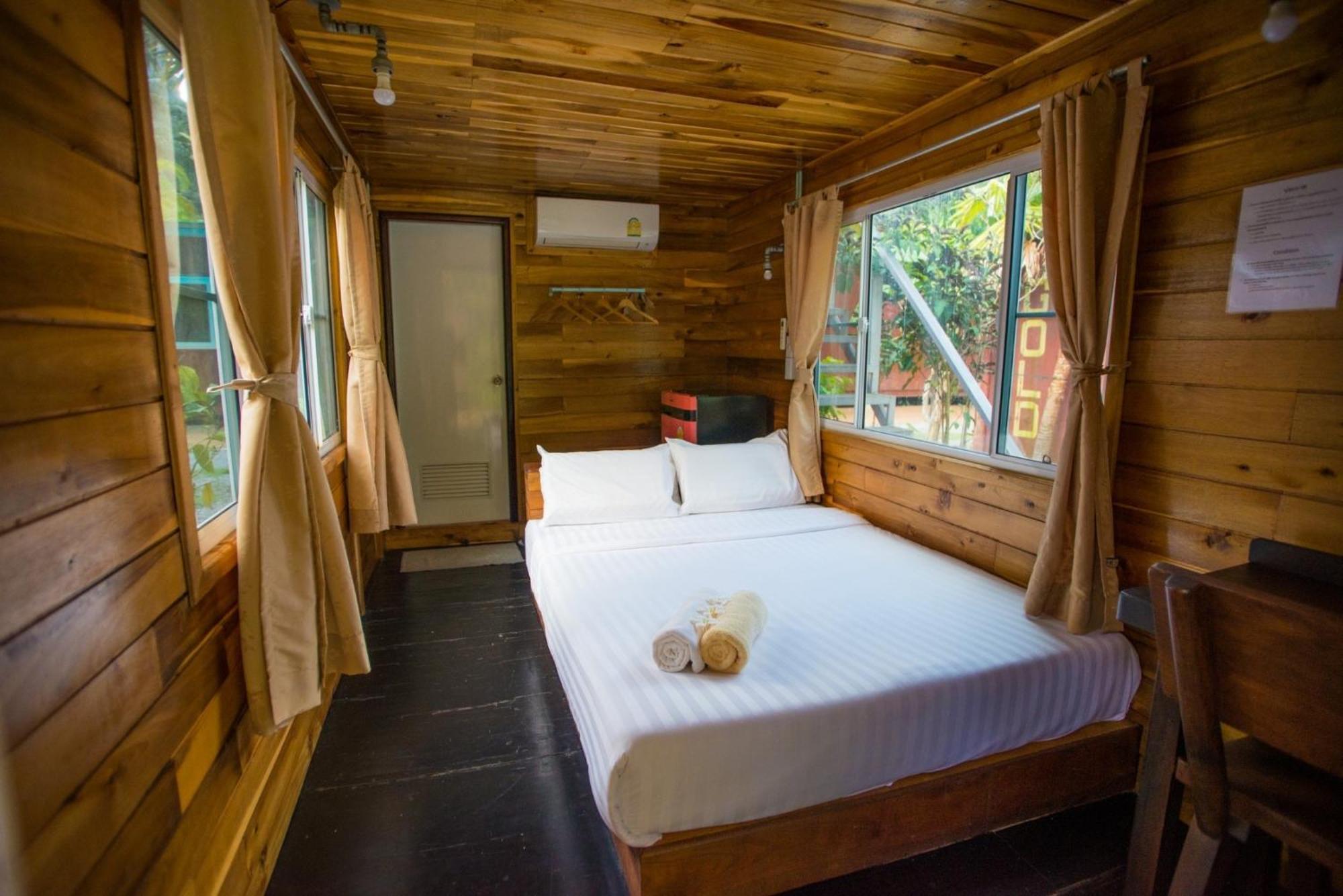 The Camper Lodge Khao Sok Ban Bang Bon Buitenkant foto