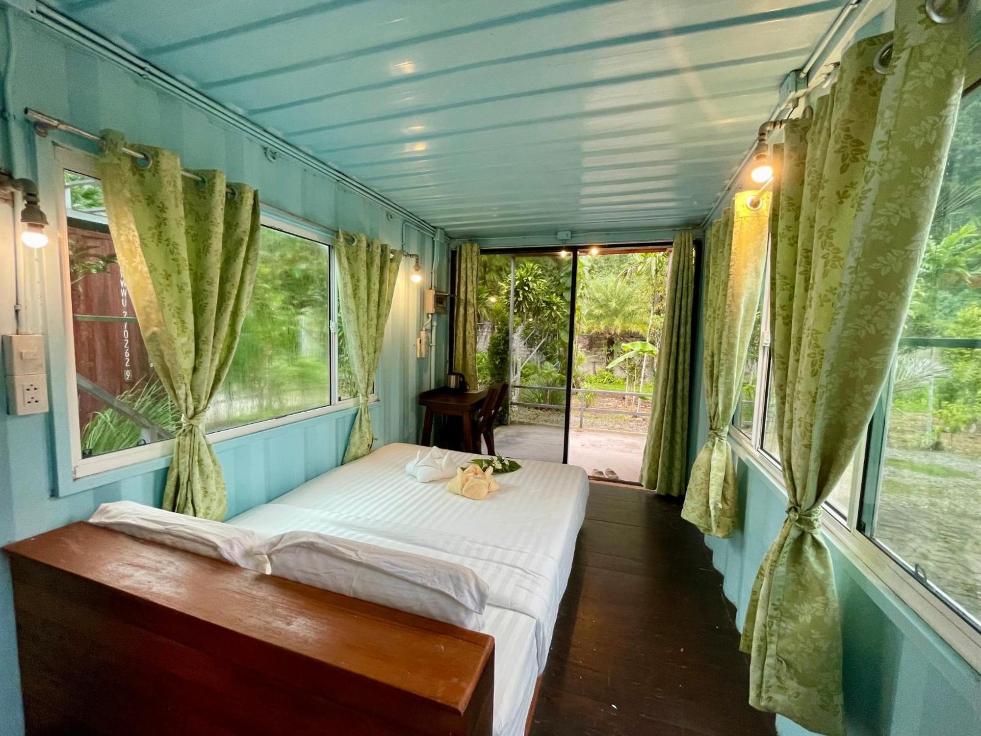 The Camper Lodge Khao Sok Ban Bang Bon Buitenkant foto